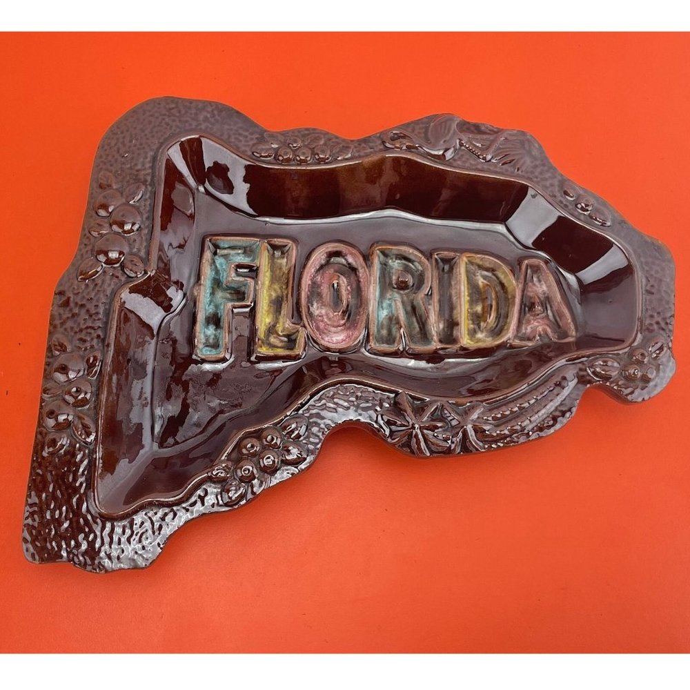 Vintage Florida shaped ashtray, vintage ceramic Florida  ashtray,  MCM decor